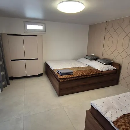 Dominika Chalet